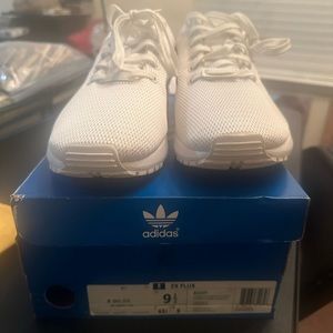 Adidas ZX Flux Size 9/1/2 with Box